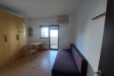 Stan u prizemlju sa vrtom na korištenje u Medulinu , odlična lokacija !! Blizu plaže